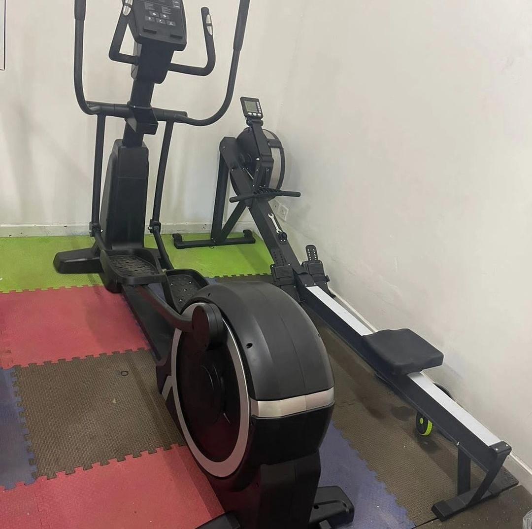 Commercial Cross Trainer.